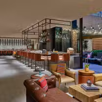 Una foto del restaurante Toro Latin Kitchen + Lounge by Chef Richard Sandoval