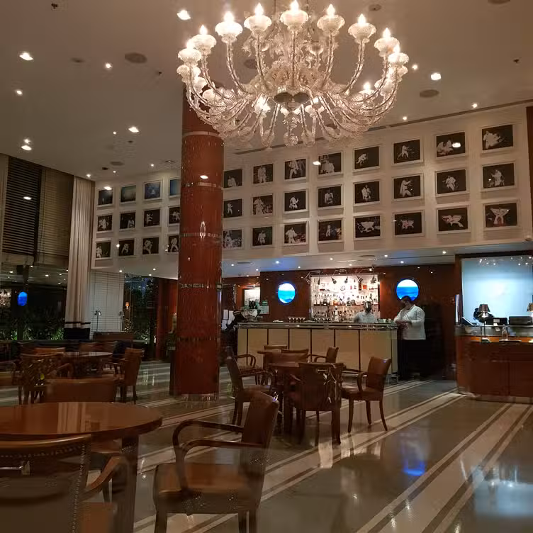 Binnenkant - Cipriani Masaryk, México, CDMX