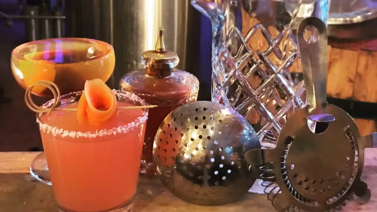 Bebidas - Loon Liquors Distillery, Northfield, MN
