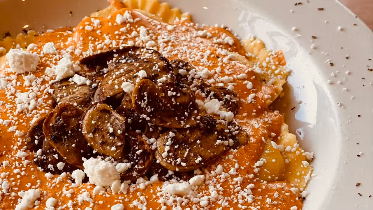 Eten - Sugar River Pizza Company - Sun Prairie, Sun Prairie, WI
