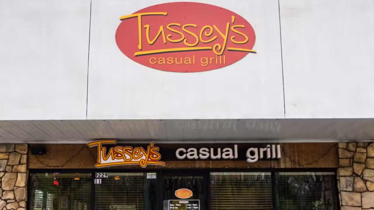 Tussey's Casual Grill, Omaha, NE