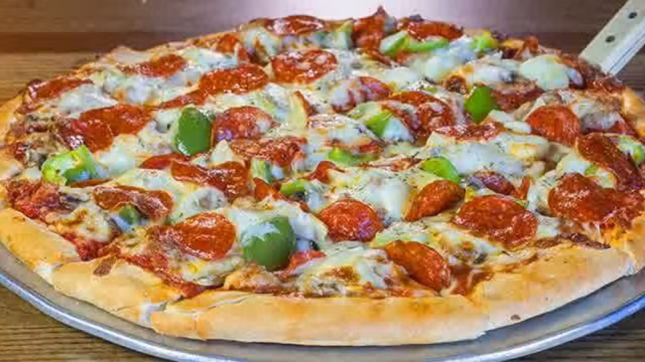 Paisans Pizza - South Loop, Chicago, IL