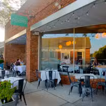 A photo of Noah's restaurant