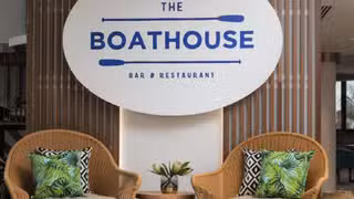 Una foto del restaurante The Boathouse Bar & Restaurant