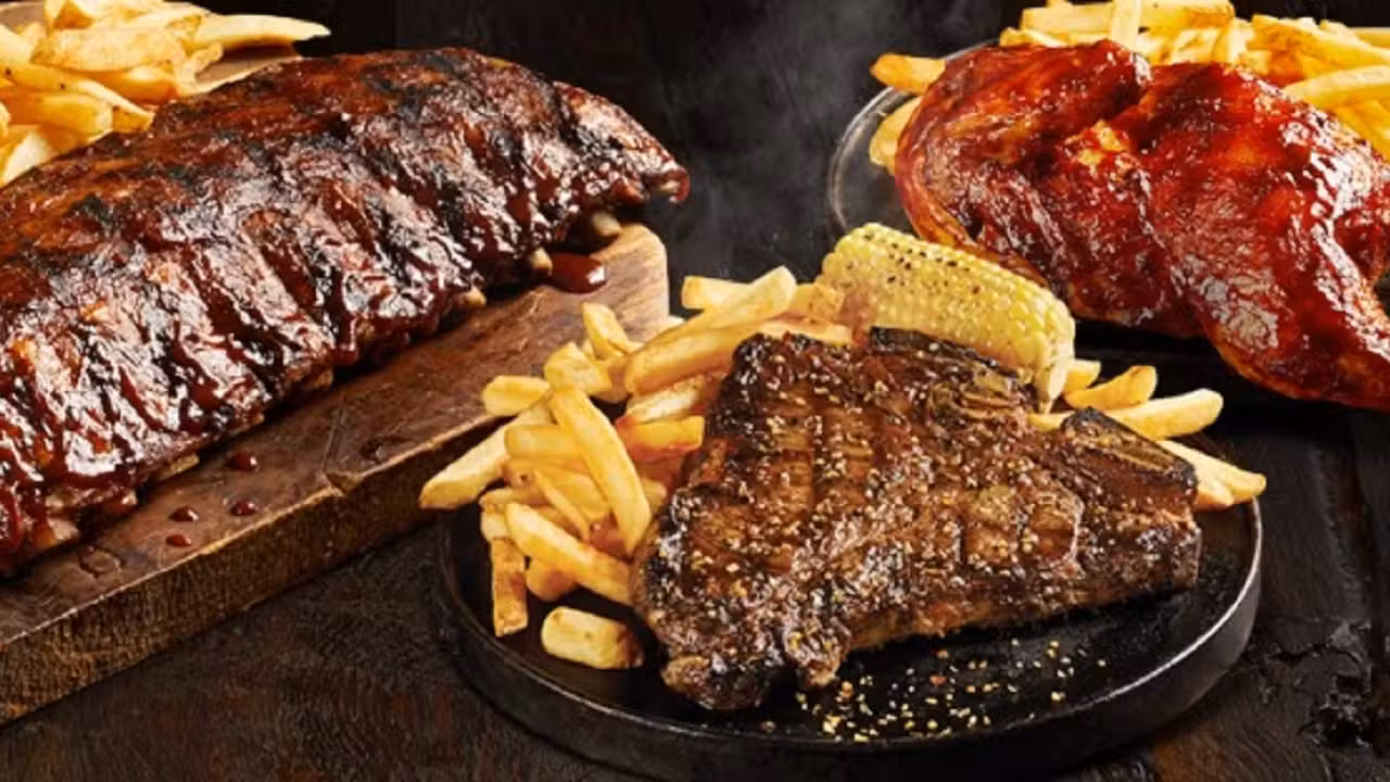 Chuck's Roadhouse Bar & Grill - Welland, Welland, ON