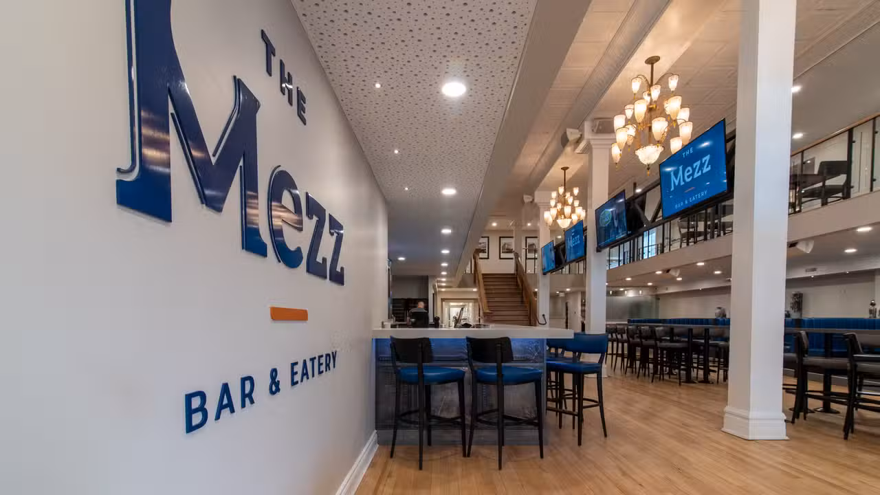 The Mezz Bar & Eatery, Medicine Hat, AB