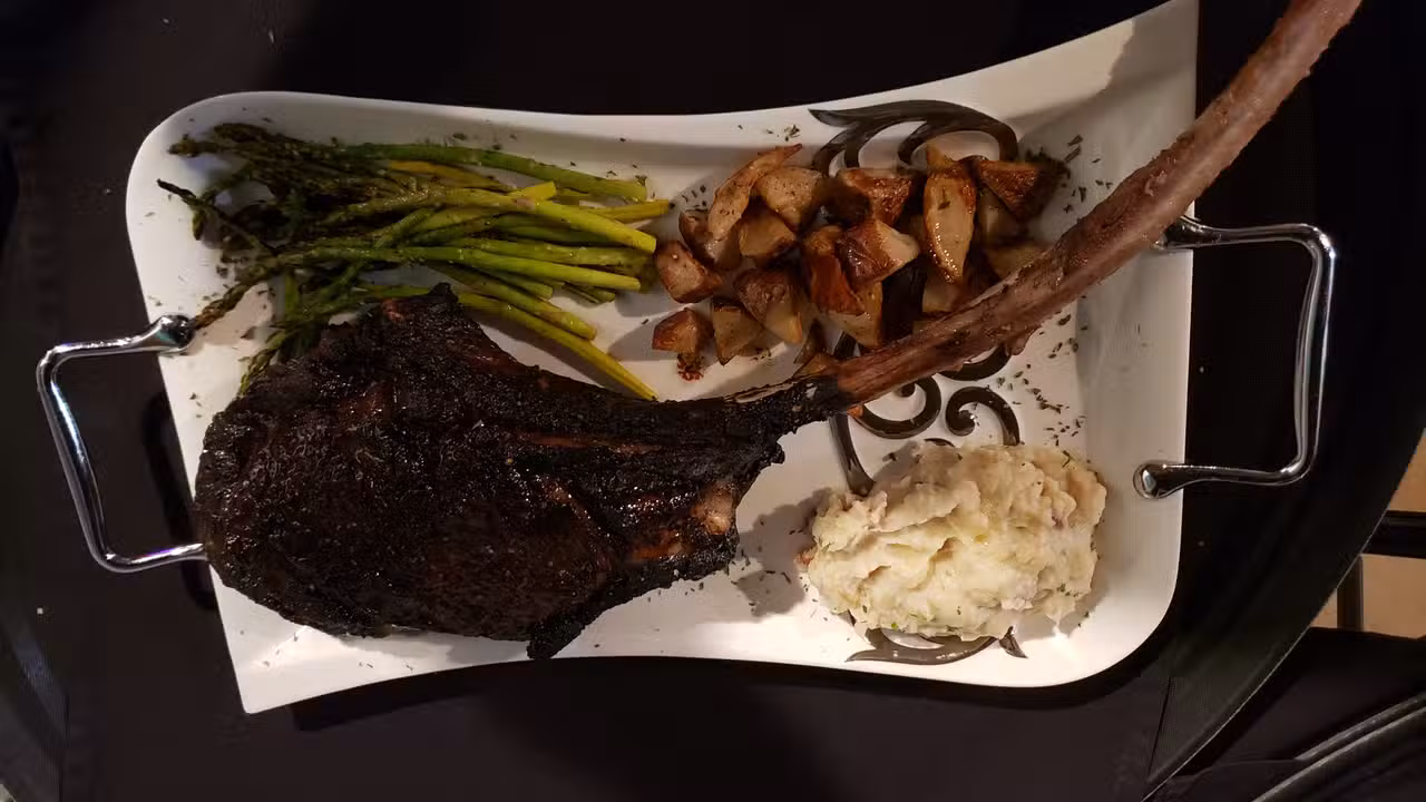 Food - The Steakhouse on Whitemarsh Island, Savannah, GA