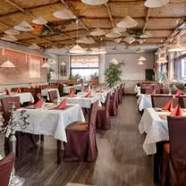 A photo of Vietnam Deli restaurant