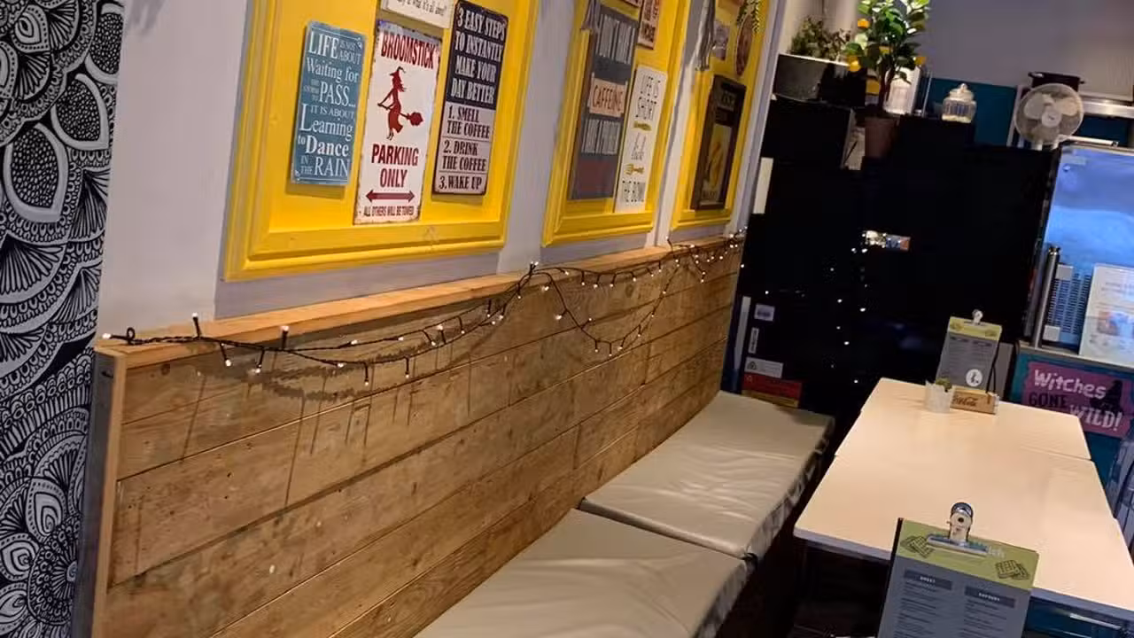 Lemon witch, Leigh-on-Sea, Essex