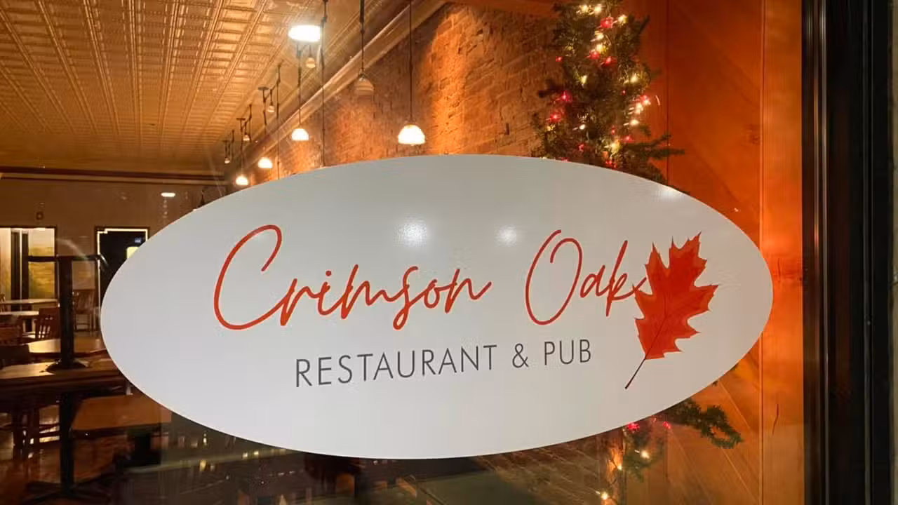 Crimson Oak Restaurant & Pub，INNorth Vernon