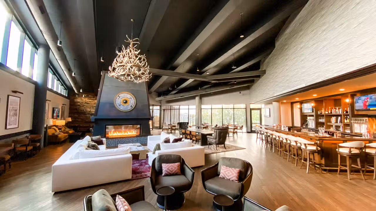 Binnenkant - Ember & Ice, Eagan, MN