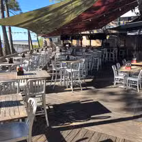 Foto von The Village Door Restaurant & Entertainment Restaurant