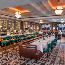 A photo of Smith & Wollensky London restaurant