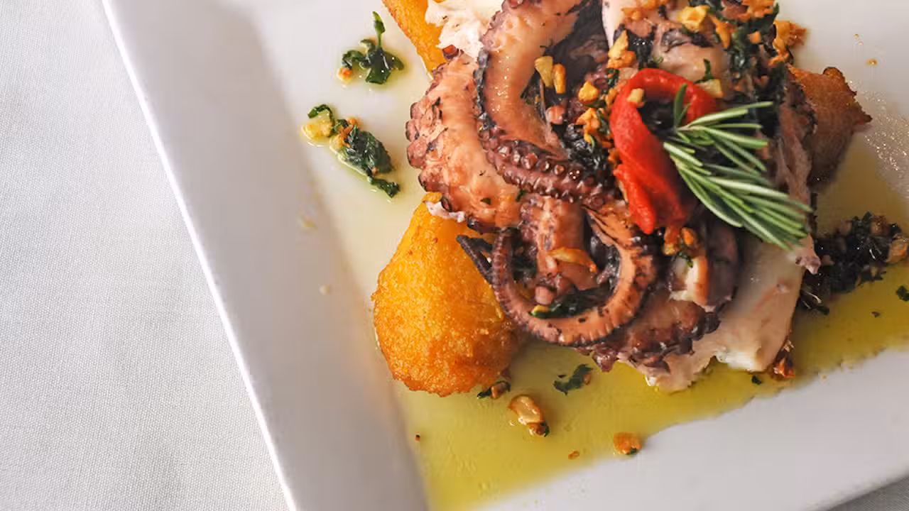 料理 - 10 Rocks Tapas Bar Llc RI Pawtucket