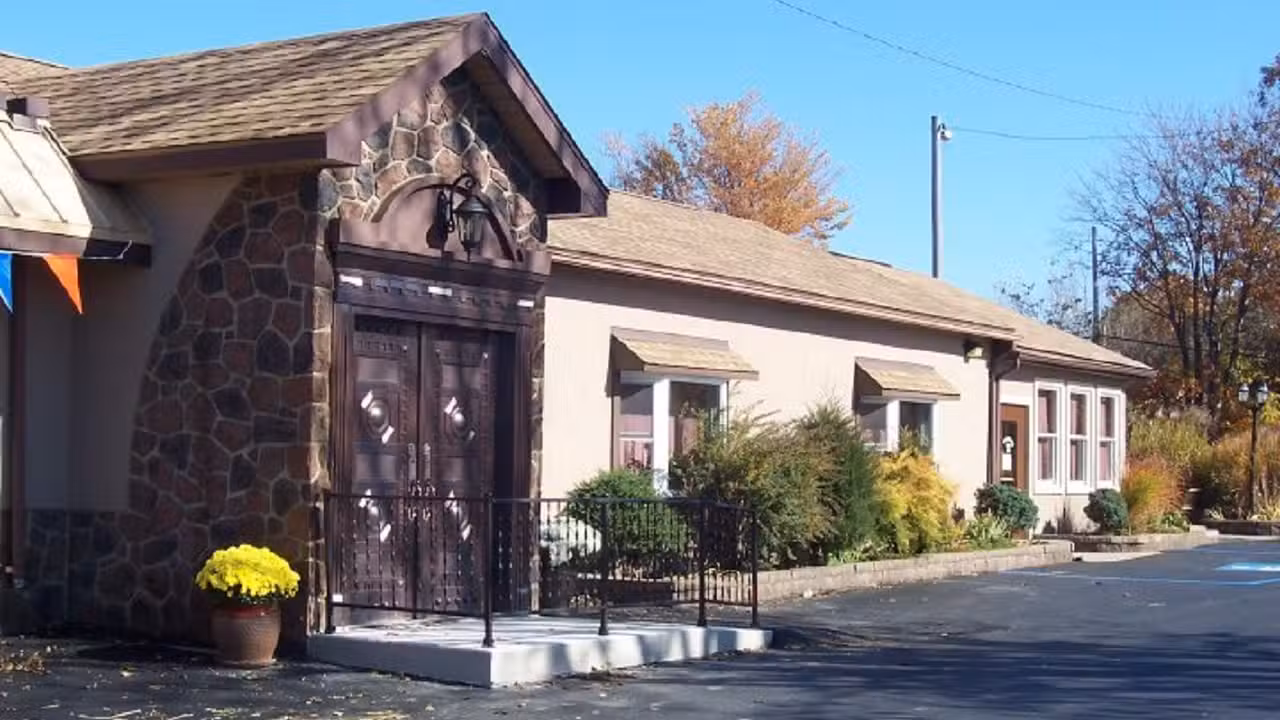 Exterior - Christina's, Kingston, NY