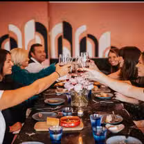 Una foto del restaurante Pompano Grill