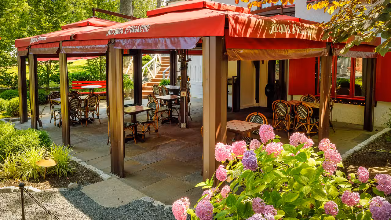 Jacques' Brasserie at L'Auberge Chez Francois, Great Falls, VA