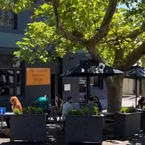 A photo of Sir Charles Darling Hotel restaurant
