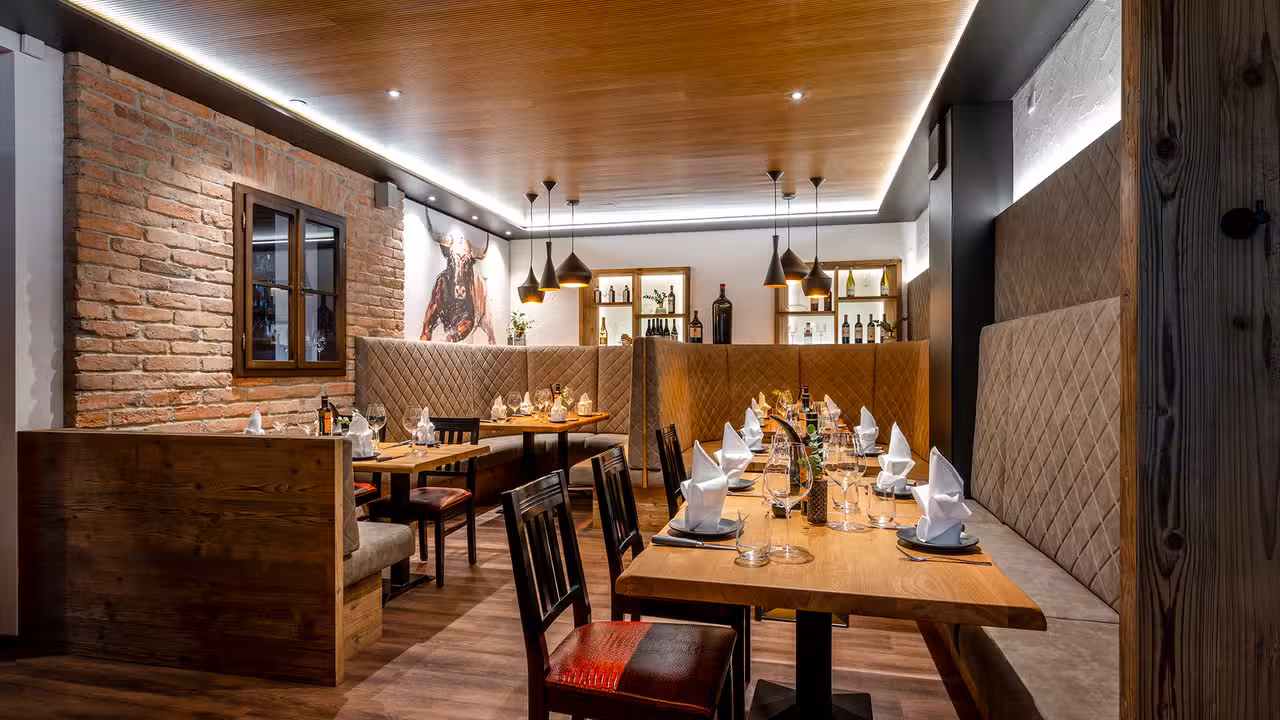 Interior - "JOSEF" Der Beef & Wine.Club, Unterneukirchen, BY
