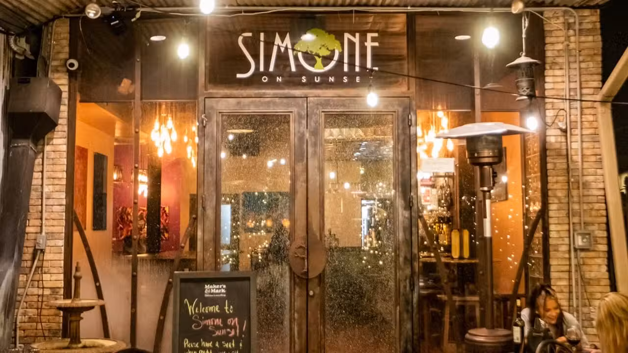 Buitenkant - Simone on Sunset, Houston, TX