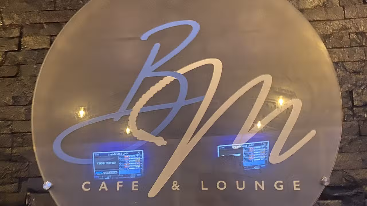 Binnenkant - Blue Mist Cafe and Lounge, Markham, ON