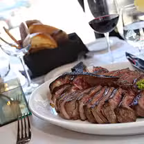 Una foto del restaurante Blackstones Steakhouse - Norwalk