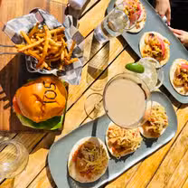 A photo of 105-Twenty Bar & Grill restaurant