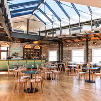 A photo of Lorraine’s Bistro at Robin Hood Hotel restaurant