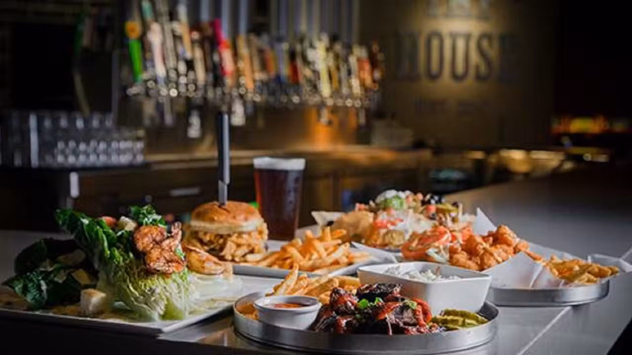 Food - The Brew Brothers Taphouse - Tropicana Laughlin, Laughlin, NV