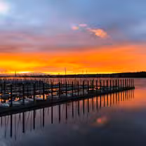 A photo of Salty's on the Columbia restaurant