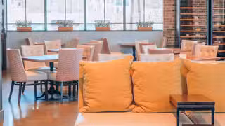 A photo of Jonathan's the Rub at Memorial Green restaurant