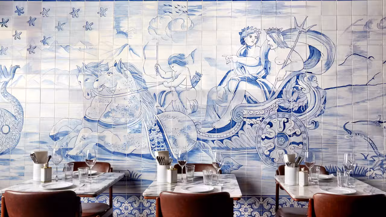 Interior - Bar Douro City, London, London