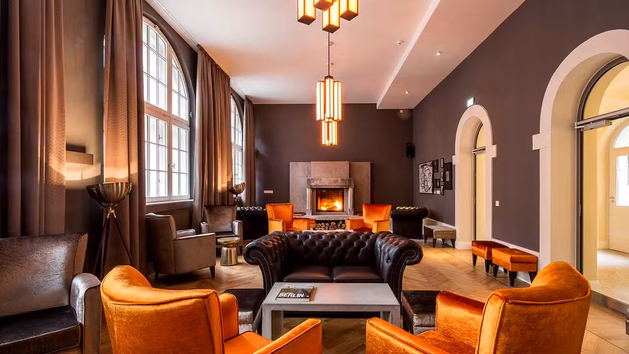 Interior - Kaminbar, Berlin, BE