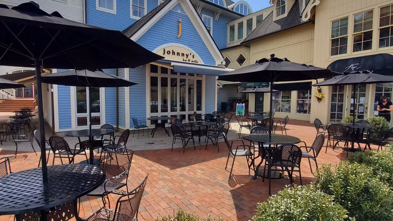 Exterior - Johnny's Bar & Grille, South Hadley, MA