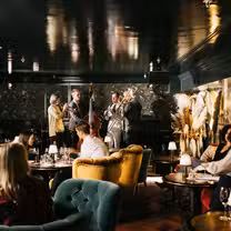 Una foto del restaurante The Parlour at The Ned London
