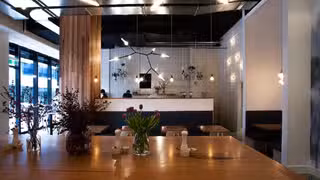 Een foto van restaurant Two Birds One Stone