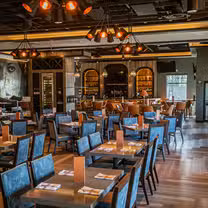 A photo of 22TEN Kitchen Cocktails restaurant