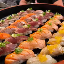 Una foto del restaurante Tahk Omakase Sushi