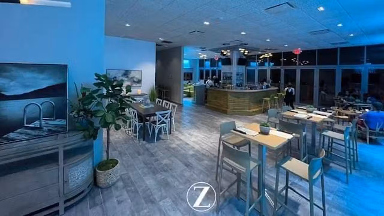 Zavora Bar & Room, Aguada, PR
