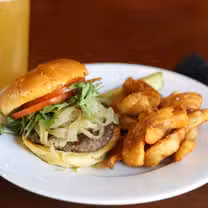 Una foto del restaurante David's Grill