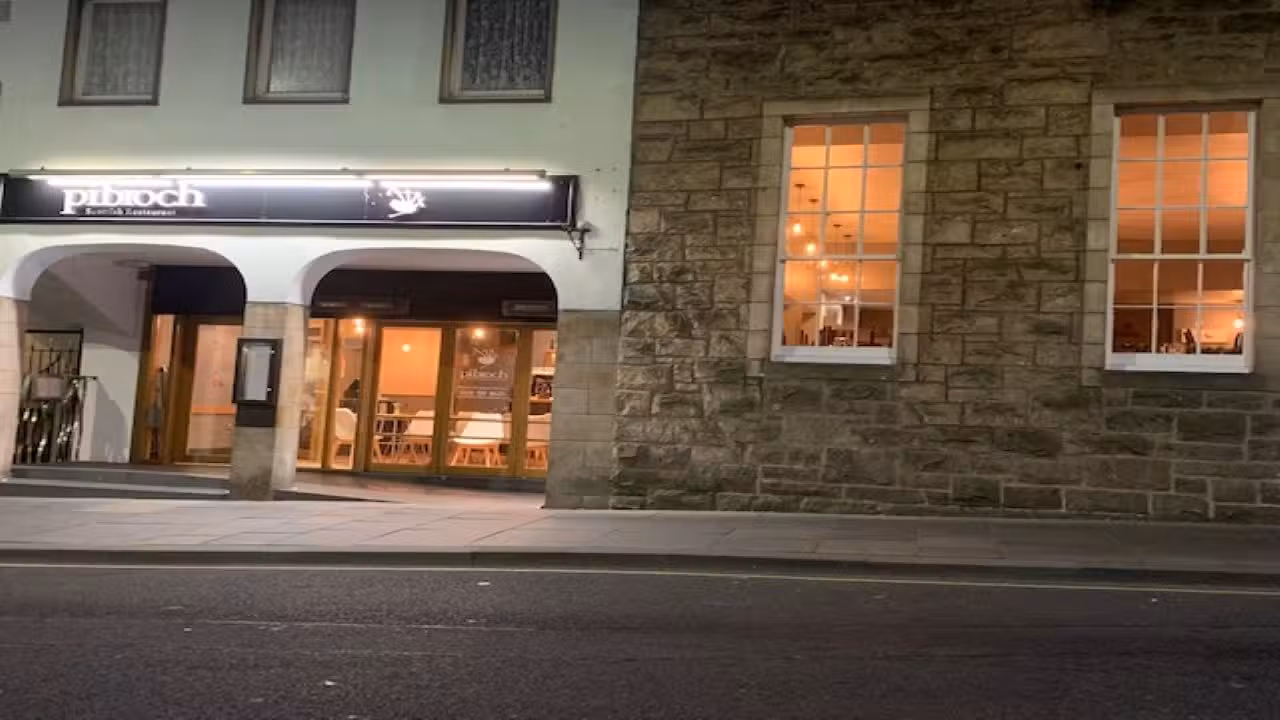 Buitenkant - Pibroch Scottish Restaurant, Edinburgh, Scotland