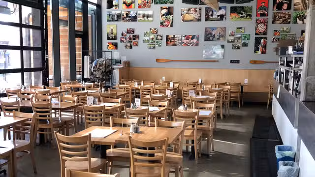 Een van Portage Bay Cafe - On 65th restaurant