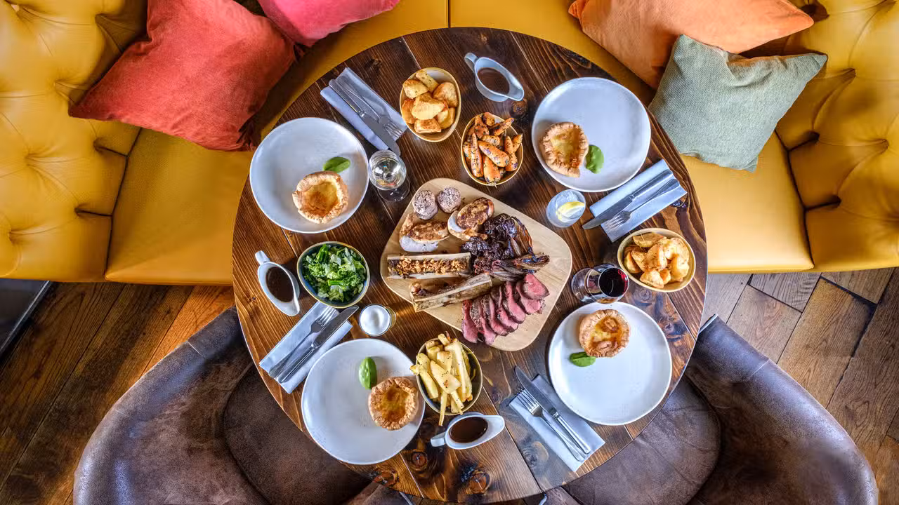 料理 - The Rupert Brooke Cambridge Grantchester