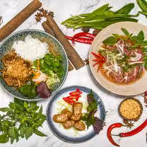 Una foto del restaurante Com Viet