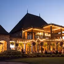 A photo of Cimi's Bistro at Pinnacle restaurant