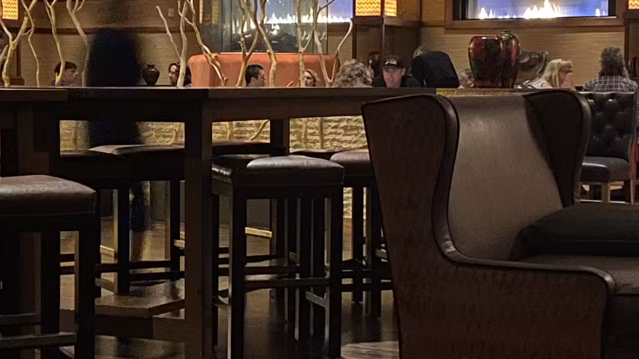 Interior - Woodfire Grille, Mulvane, KS