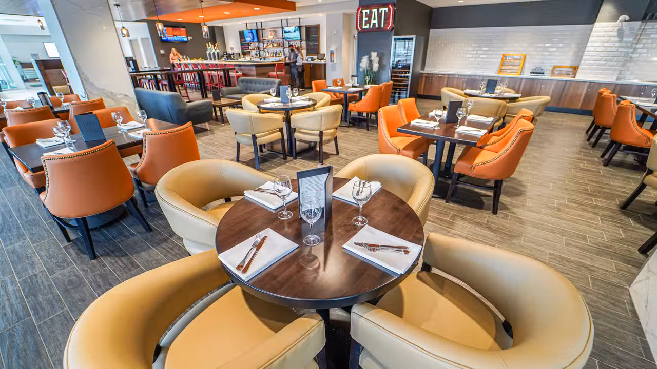 Evario Kitchen + Bar - South Edmonton - Ellerslie Rd. AB Edmonton