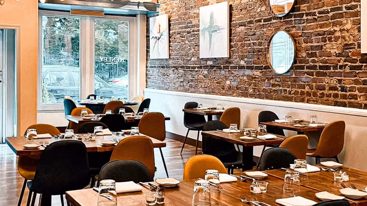 Binnenkant - Henley on Grace, Richmond, VA