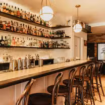Foto von Dear Friend Restaurant
