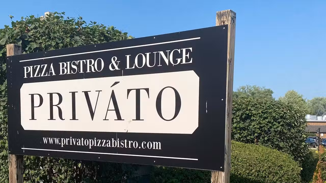 Privato Pizza Bistro and Lounge, Williams Bay, WI